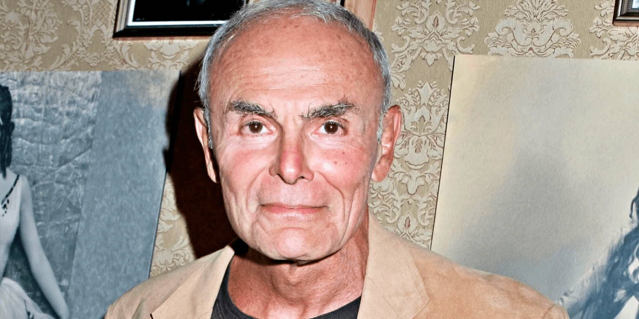 È morto John Saxon