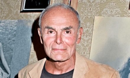 È morto John Saxon